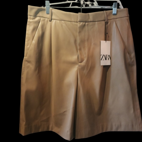 Zara Pants - NWT Zara Faux leather bermuda shorts XL
